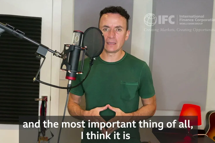 Lo Que Ayer Era Normal by Fonseca