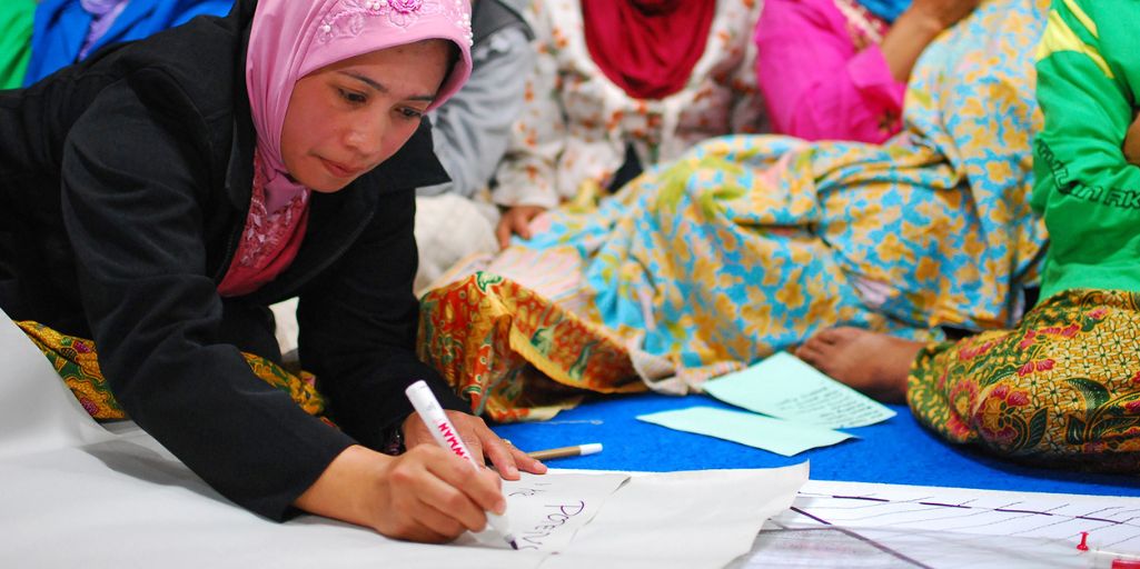 Women Work on Community Climate Resilience Plan